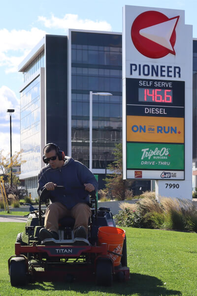 grounds maintenance services North York 15