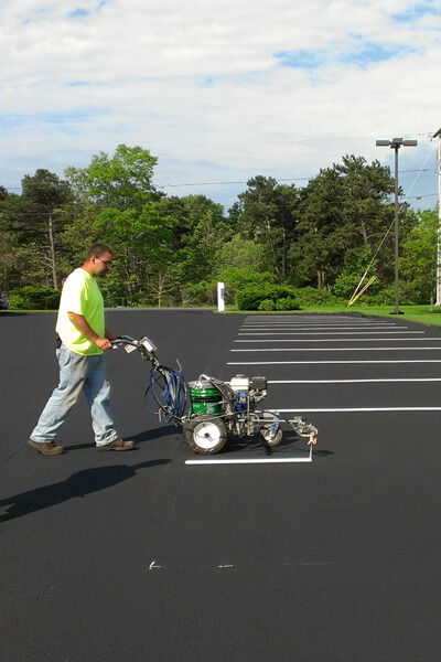 parking lot cleaning near Tottenham 22